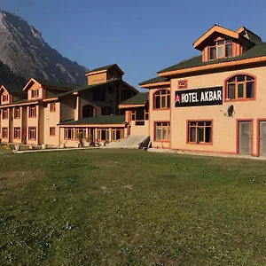 hotel-akbar-sonamarg.quintano-roohotels.com/