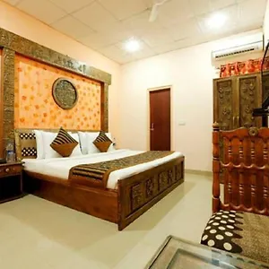hotel-green-lotus-dwarka.hotelsdelhi.org/
