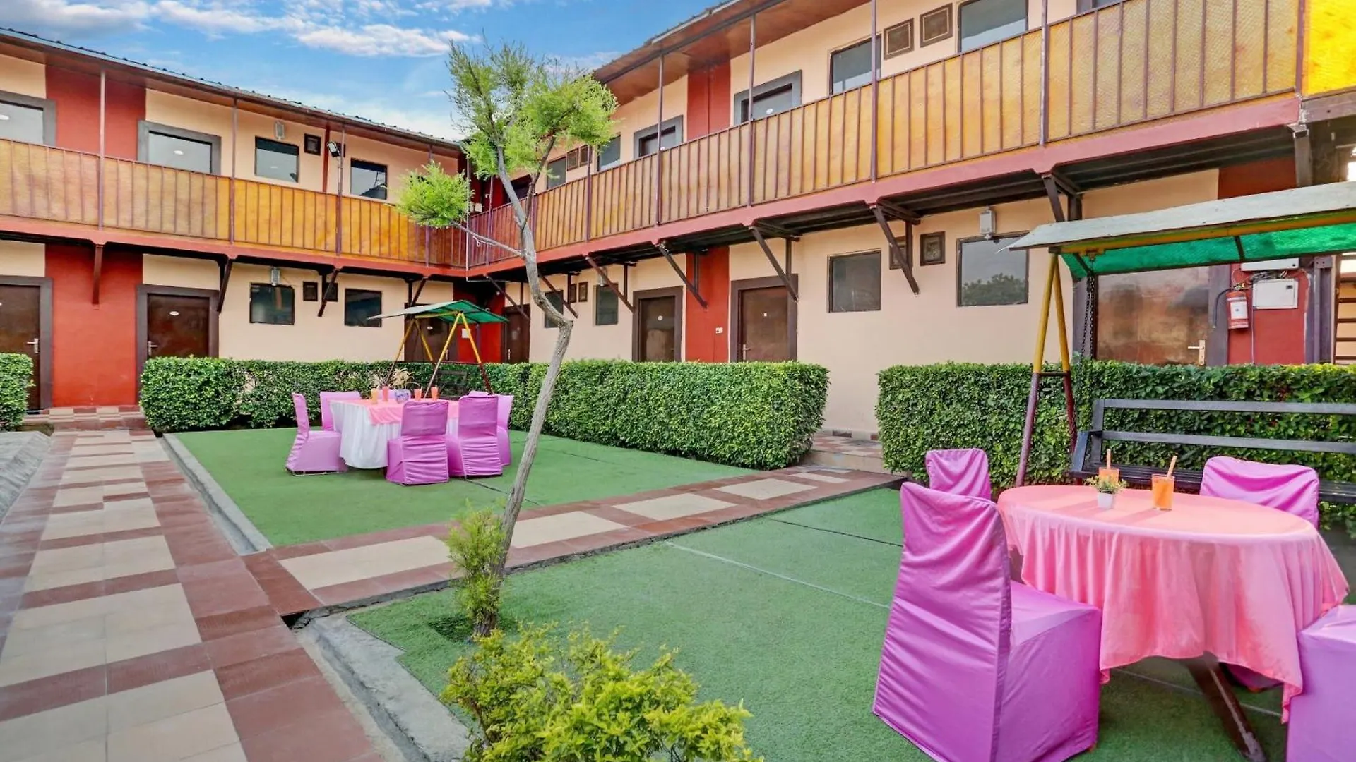 Palette - Jps Residency Hotel Gurgaon 3*,